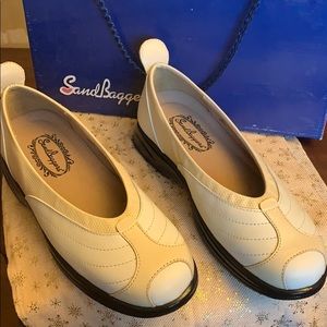 GOLF SHOES NIB Ladies Sandbaggers sz 6.5